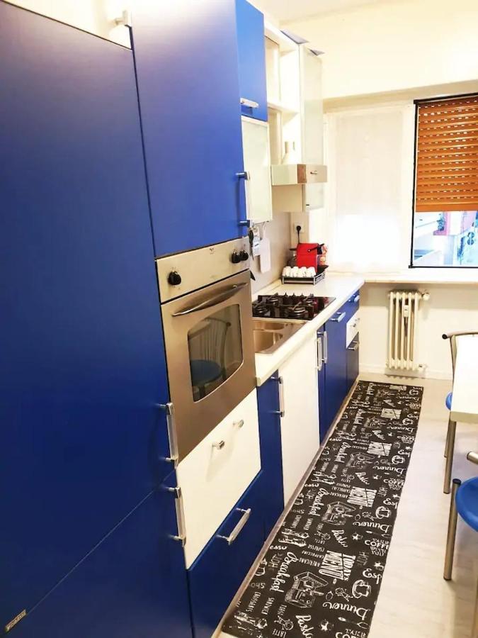 J&M House -Fronte Ospedale- Incluso Netflix E Disney Plus Удине Экстерьер фото